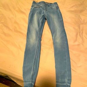 Gently used justice super skinny jeans size 10